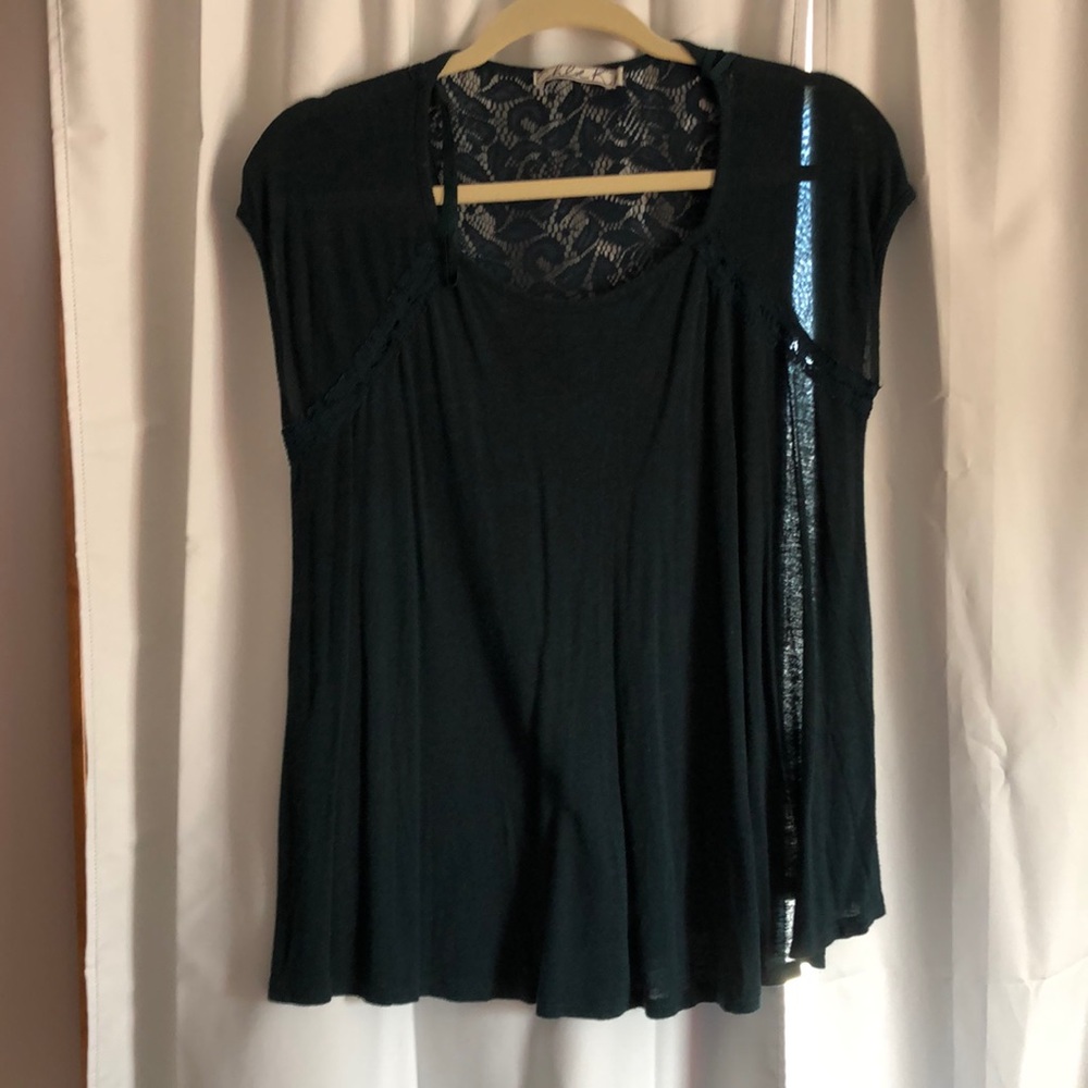 Short sleeve